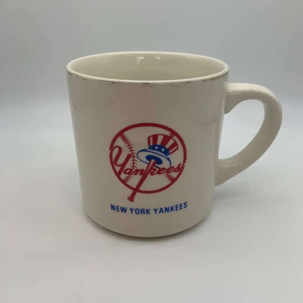Vintage New York Yankees MLB Ceramic Collectible Mug